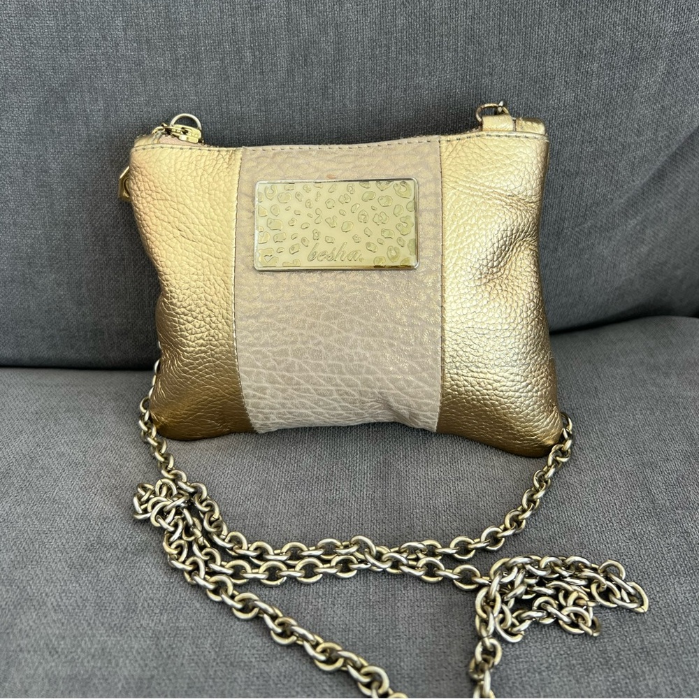 Besha small golden bag